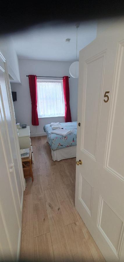 St Davids & Moorfield Hotels Chapel Street Llandudno Exterior photo